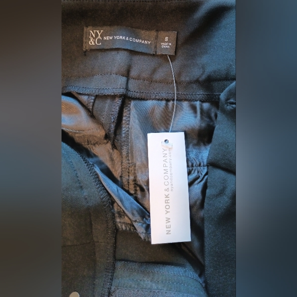 New York & Company Women's Pants - Picture 3 of 5